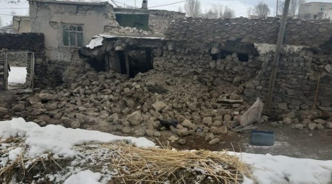 Van'da merkez üssü İran olan deprem nedeniyle 8 kişi hayatını kaybetti, 15 kişi yaralandı