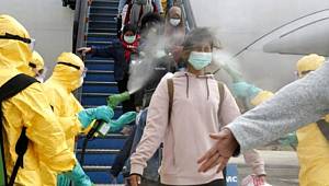 Yolcuların üzerine dezenfektan sıkıldı