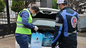 65 Yaş Üstü Vatandaşlara, Kartal Belediyesi’nden Yardım Eli