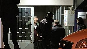 Antalya'da korkunç olay! Genç kız odasında boğazından vurulmuş halde ölü bulundu