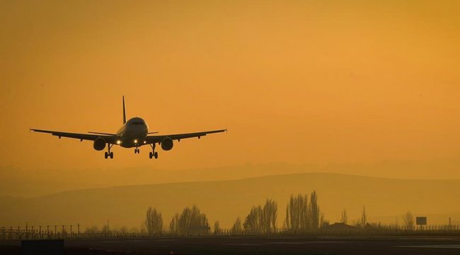 Bakan Koca açıkladı! İtalya, Güney Kore ve Irak uçuşları durduruldu
