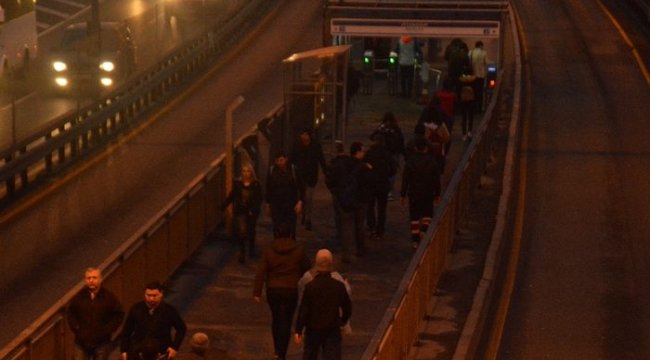 Bakan Koca'nın açıklamasının ardından İstanbullular koronavirüse karşı önlemlerini aldı
