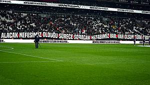 Beşiktaş taraftarından Mehmetçiğe destek