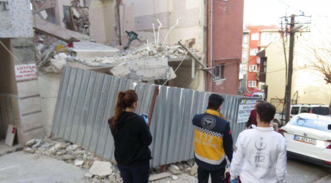 Bina yıkımında çökme: 1 yaralı