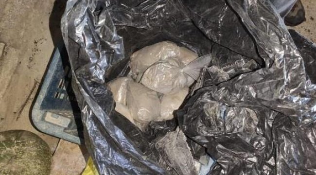 Çuvala gizlenmiş 4 kilo eroin bulundu