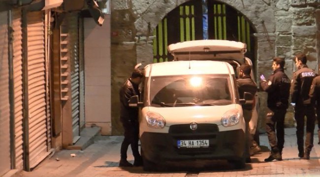 Fatih'te tarihi kapalı çarşıda kuyumcu soygunu