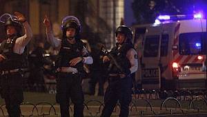 Fransa'da camiye giren saldırgan kurşun yağdırdı