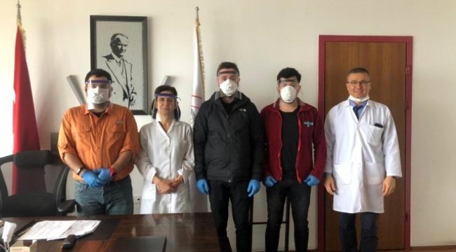 Grizu-263 Uzay Takımı'ndan sağlık çalışanları için 3D yazıcıyla siperli maske üretimi