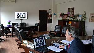 ilçe müdürleri ile telekonferansla toplantı