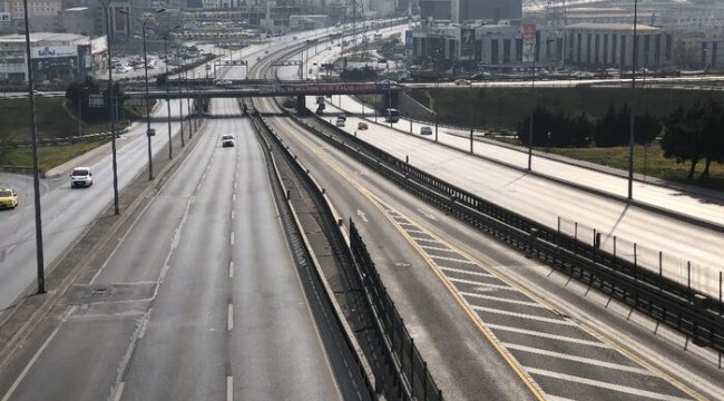 İstanbul'da tarihi gün! Trafik yoğunluğu yüzde 1