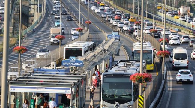 İstanbul’da toplu ulaşım kullanımı yüzde 64 oranında düştü
