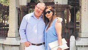 İzmir'de iş adamının öldürülmesine ilişkin davada karar: Oğluna 22 yıl hapis cezası