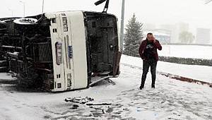 Kayseri'de işçi servisi kaza yaptı! 21 yaralı