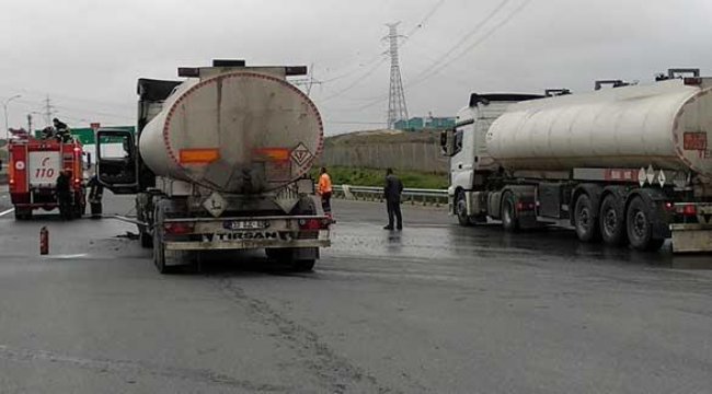 Kocaeli'de kimyasal madde yüklü TIR'da yangın