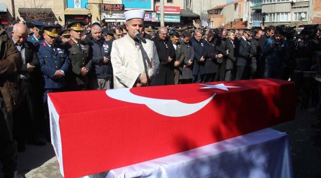 Şehit Uzman Onbaşı Muhammed Yılmaz son yolculuğuna uğurlandı