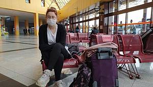 Yasağa takılmadan yolculuk etmek isteyen vatandaşlar otogarda kaldı