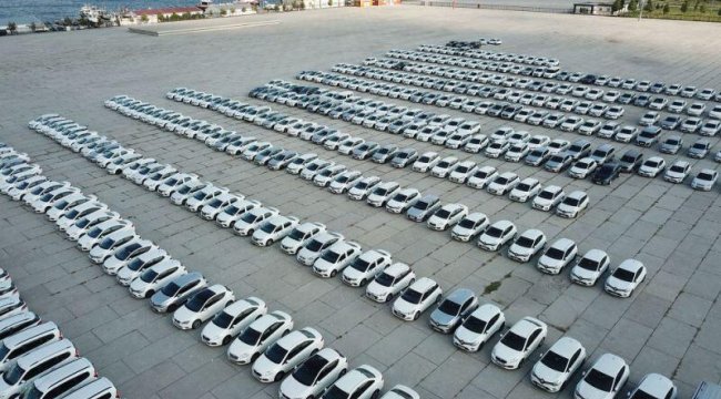 Yenikapı'daki araçlarla ilgili İBB Meclisi Araştırma Komisyonu raporu açıklandı