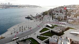 4 günlük sokağa çıkma kısıtlaması nedeniyle Üsküdar Meydanı boş kaldı