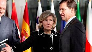 ABD, İdlib'de Türkiye'ye yardım etmek için S-400'lerin Türkiye dışına çıkarılmasını şart koşuyor