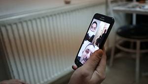 Babası sağlıkçı olan küçük Yağız'ın doğum gününü Başkan Ercan kutladı