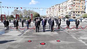 BAŞKAN GÖKHAN YÜKSEL’DEN ATATÜRK ANITINA ÇELENK