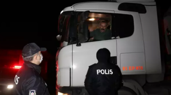 Bir ilçede kısıtlama, üç köyde karantina