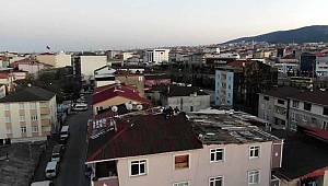Sultanbeyli 'de çatıdaki gençlere polis drone ile sosyal mesafe uyarısında bulundu