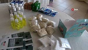 Çekmeköy'de maskeler evlere bırakılıyor