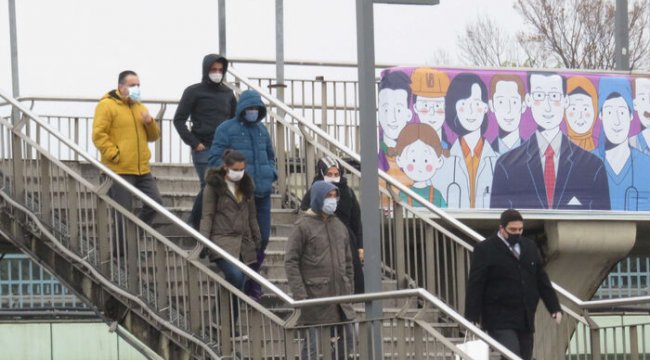 İstanbul'da haftanın ilk iş günü! Toplu taşımada maske kuralına uyuluyor