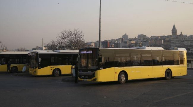 İstanbul'da toplu ulaşım durmadı