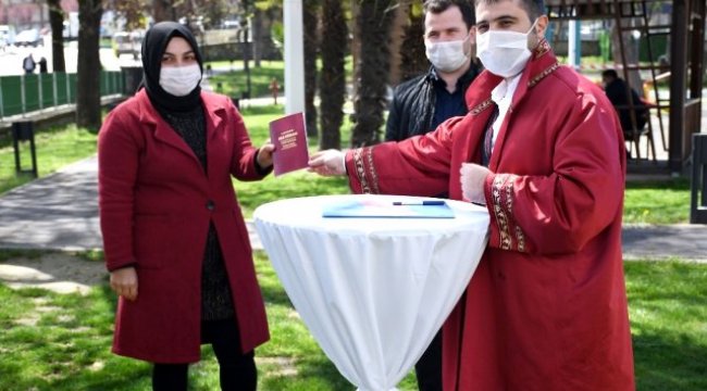 Kestel'de nikahlar açık havada kıyılıyor