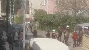 Küçükçekmece'de hareketli dakikalar! Polis havaya ateş açtı