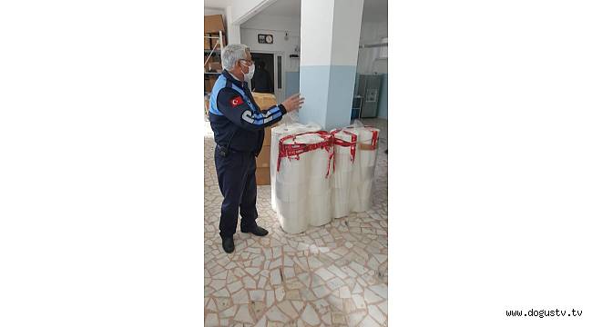 Maltepe’de kaçak maske operasyonu