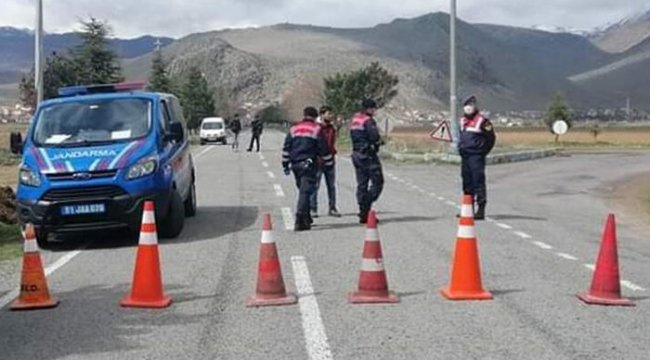 Tatvan'da 3 köy ve 7 mahalledeki 9 apartman karantinaya alındı