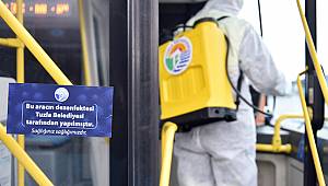 TOPLU TAŞIMA ARAÇLARI VE DURAKLAR DEZENFEKTE EDİLİYOR