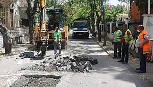 Adalar 'da yol düzenleme çalışmaları aralıksız devam ediyor.