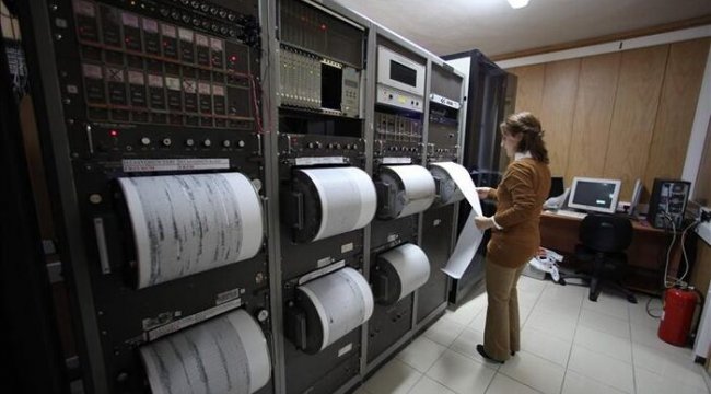Akdeniz beşik gibi sallandı! 6 deprem meydana geldi