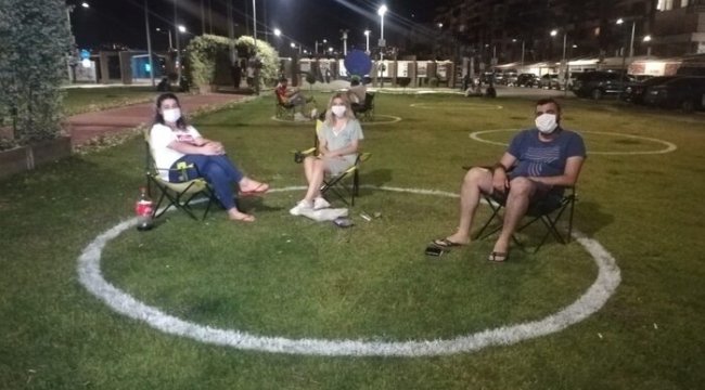 Çemberli sosyal mesafe uygulması İzmir'de başladı!