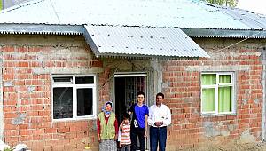 Elektriği olmayan evde yaşayan lise öğrencisini imkansızlık mucit yaptı
