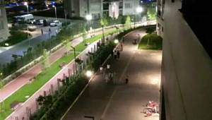 İstanbul Başakşehir'de yasağı hiçe sayan vatandaşlar parkta yürüyüş yaptı