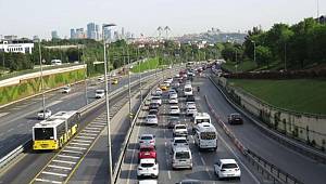 İstanbul'da boğaz köprülerinde trafik yoğunluğu!