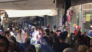 İstanbul'da kısıtlama öncesi vatandaşlar pazara akın etti