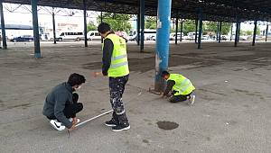 Kocaeli’de, cuma namazı öncesi 150’şer bin maske ve seccade dağıtımı