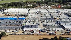 Sancaktepe'deki pandemi hastanesinin duvar ve çatıları yerleştirilmeye başlandı