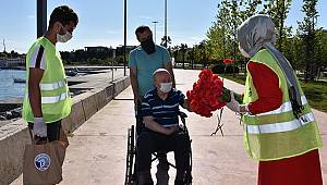 TUZLA 'DA BAYRAM SÜRPRİZİ YÜREKLERİ ISITTI…