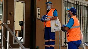 ÜSKÜDAR BELEDİYESİ “YENİ NORMAL” SÜREÇ İÇİN HER EVE BİR KUTU MASKE DAĞITIYOR