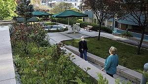 Bakan açıkladı: Huzurevleri Babalar Günü'nde açık olacak mı?