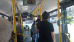 İstanbul'da otobüste maske tartışması