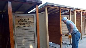 Kocaeli plajlarında kentsel donatı elemanları yenileniyor