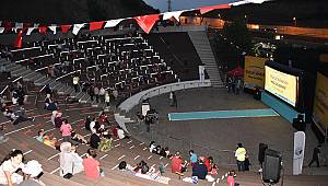  Tuzla Belediyesi nden “Yıldızlar Altında Sinema”